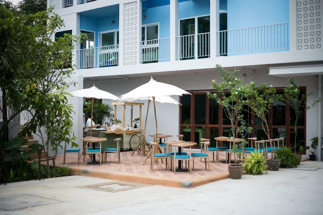 Deeprom Pattaya Hotel Extérieur photo